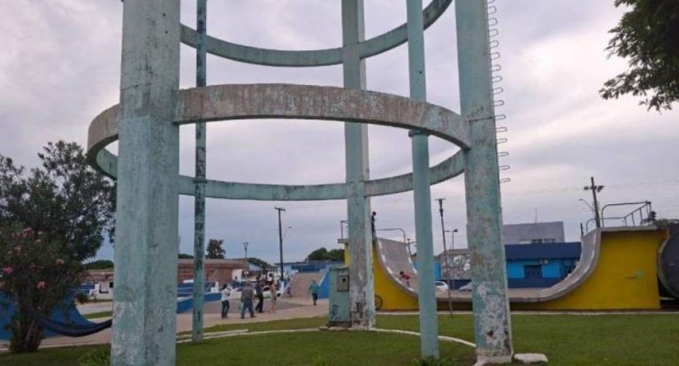 Disputa por "ponto" de esmolas termina em tentativa de agressão na Praça Ângelo Spadari em RO