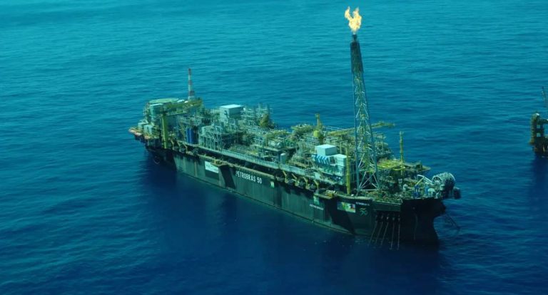 Doze cidades campeãs de royalties do petróleo têm qualidade de vida abaixo da média nacional