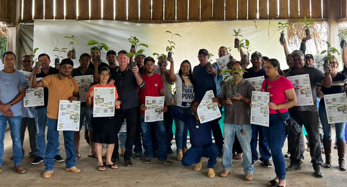 Dra. Taíssa Sousa destina mudas de café para fortalecer produtores em Extrema