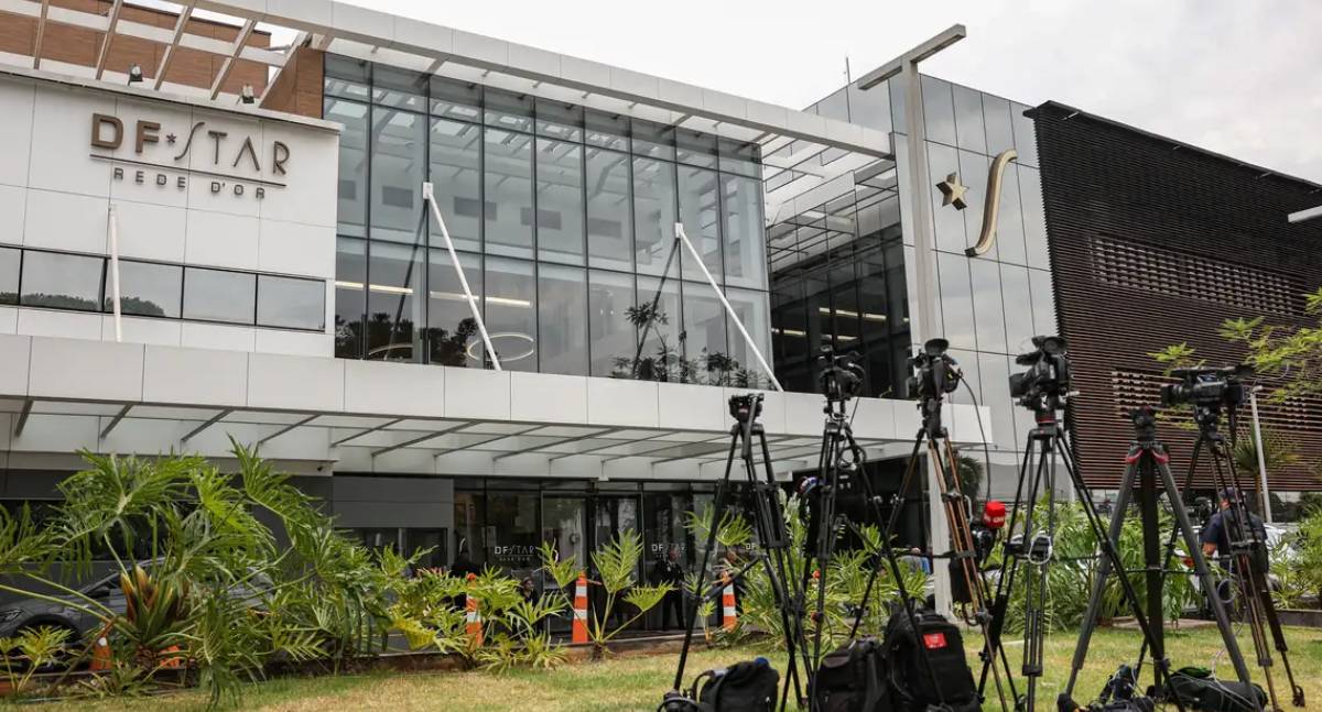 Entidades repudiam ataques a jornalistas que cobrem internação de Bolsonaro