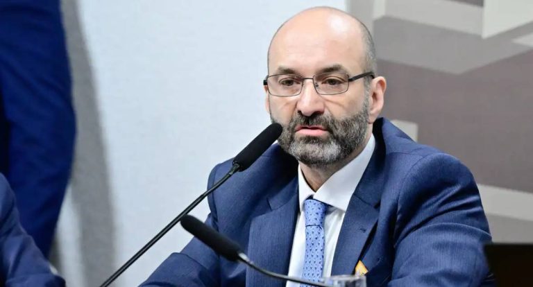 Fundador da Reag Investimentos nega elo com o PCC em depoimento à CPI do Crime