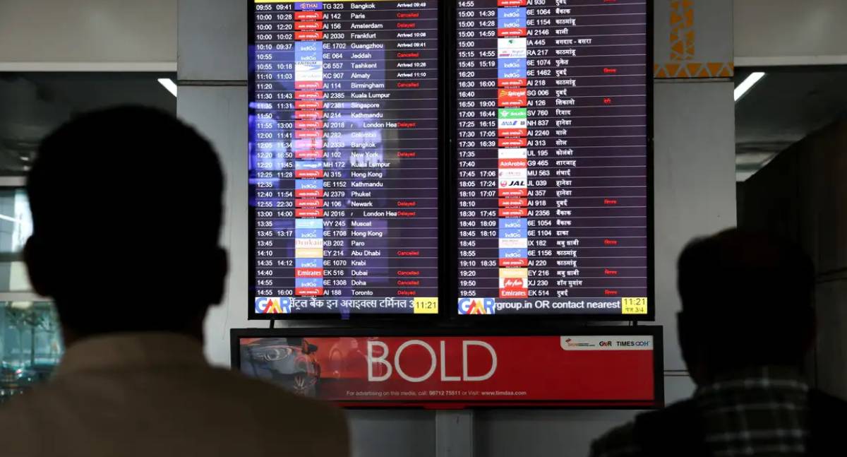 Governos iniciam voos de repatriação em meio ao fechamento do espaço aéreo no Oriente Médio