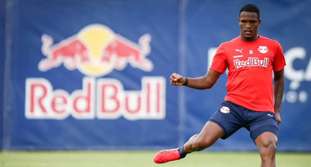 Gustavo Marques é suspenso por 12 jogos após fala machista contra árbitra