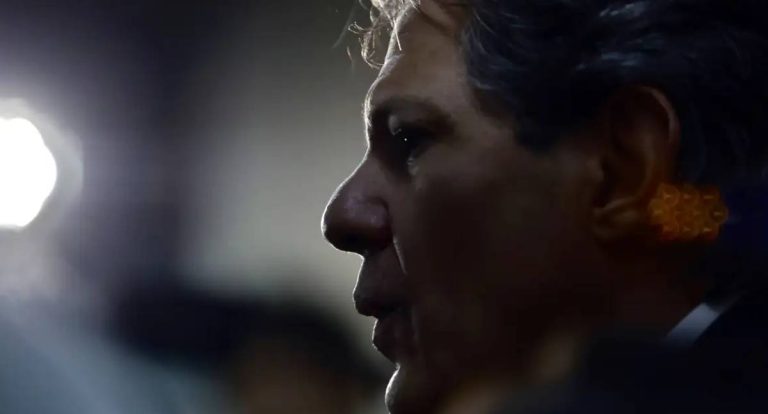 Haddad afirma que conflito no Irã não deve impedir queda da Selic em março