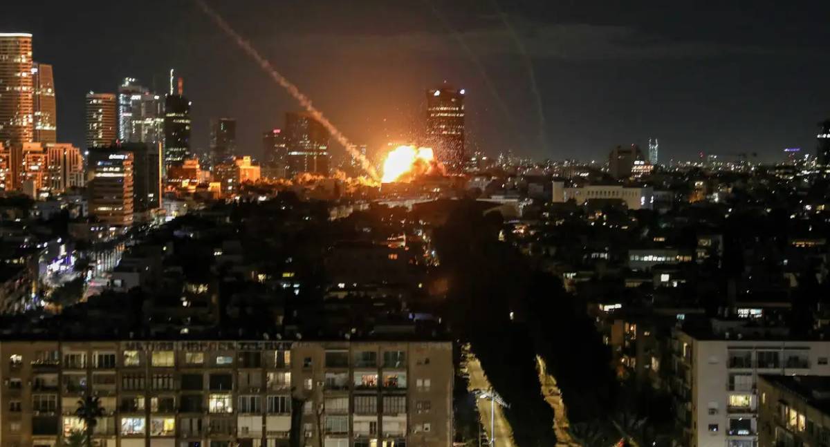 Irã lança mísseis contra Israel após declarações de Donald Trump