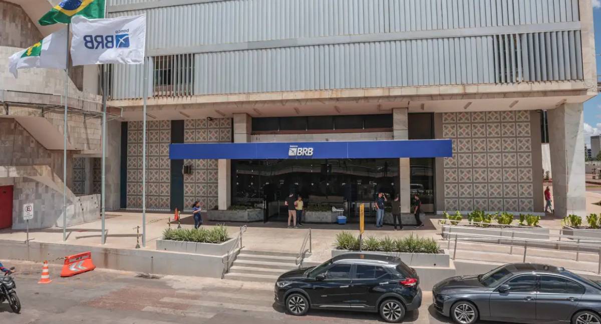 Justiça suspende uso de terrenos públicos para socorrer rombo bilionário no BRB