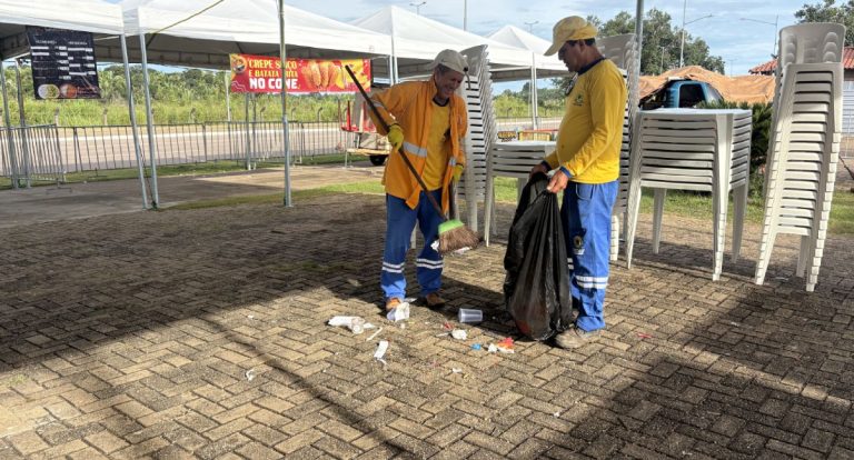 Limpeza no Espaço Alternativo é realizada pela Prefeitura após evento