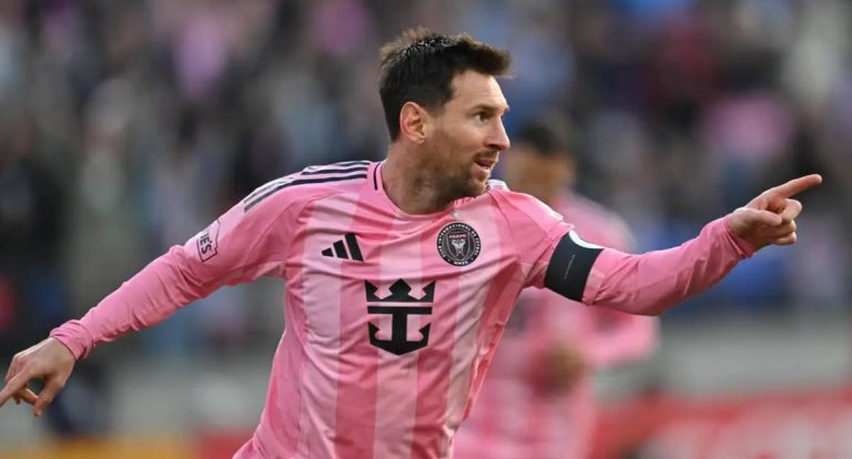 Lionel Messi atinge marca histórica de 900 gols em jogo da Concacaf