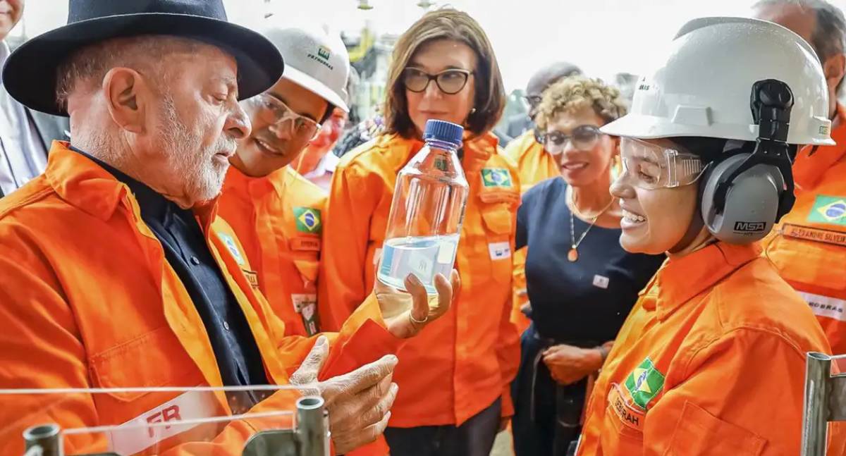 Lula defende criação de reserva estratégica de combustíveis no Brasil