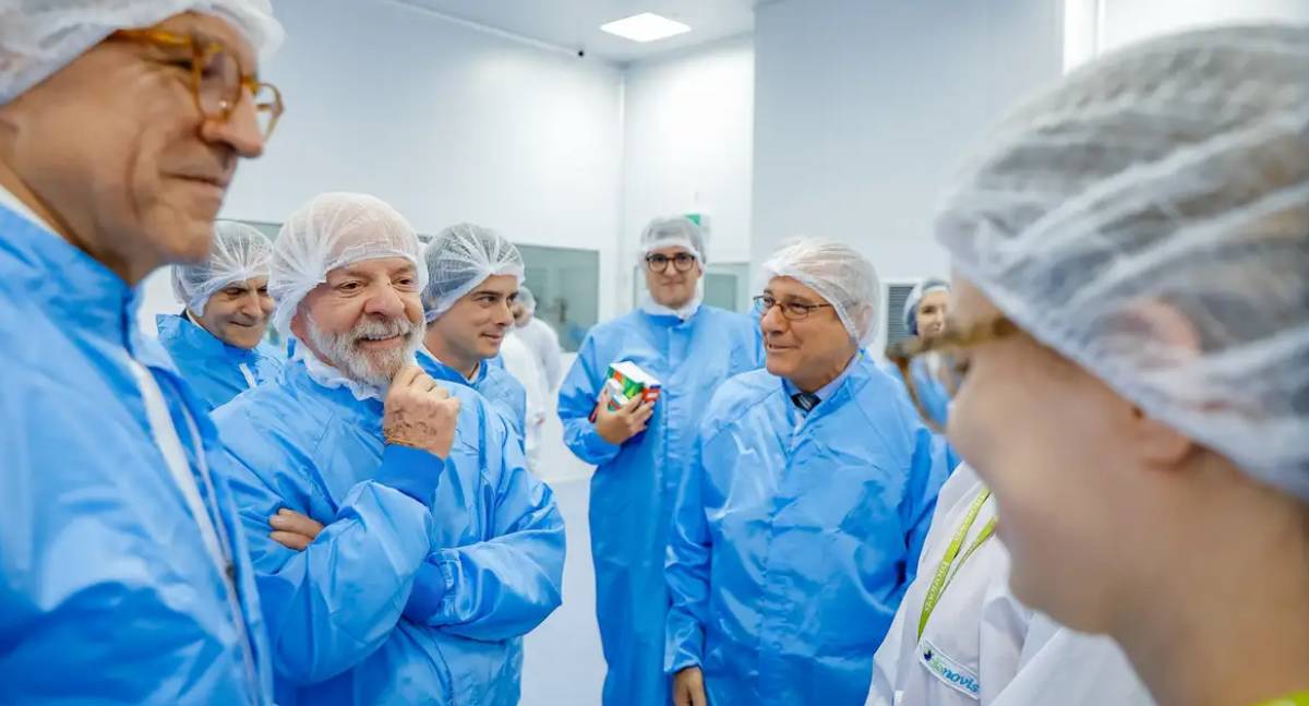 Lula visita fábrica de biofármacos que fornece 19 milhões de produtos ao SUS
