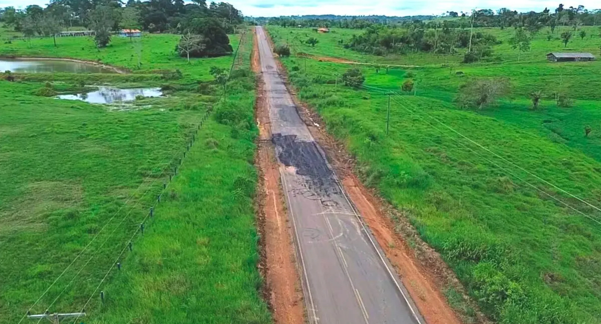 Manutenção na RO-470 reforça segurança e mobilidade entre Mirante da Serra e Nova União