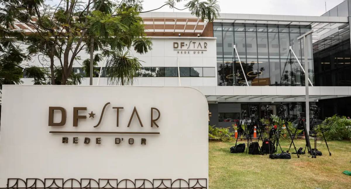 Médica relatou "risco de morte" ao transferir Bolsonaro para hospital