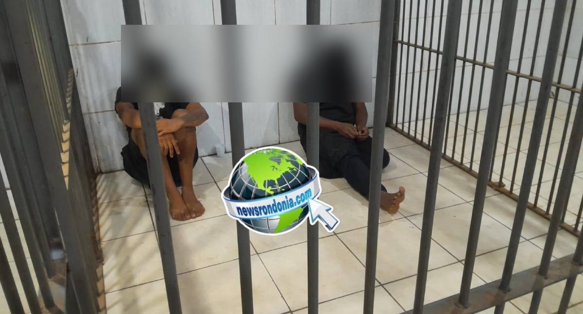 Moto furtada apresenta defeito e adolescentes são apreendidos na zona norte