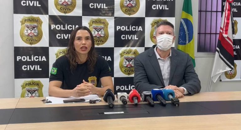 Pai torturou a filha até a morte por causa de mensagens no celular; diz investigação