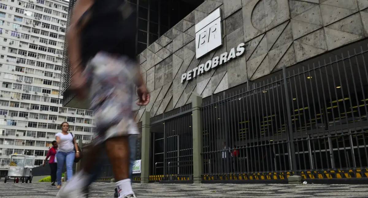 Petrobras opera em carga máxima para garantir oferta de combustíveis