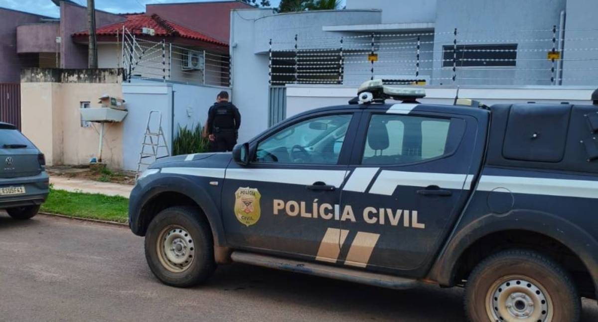 Polícia Civil cumpre mandados e prende suspeito de assaltar vigilantes em RO