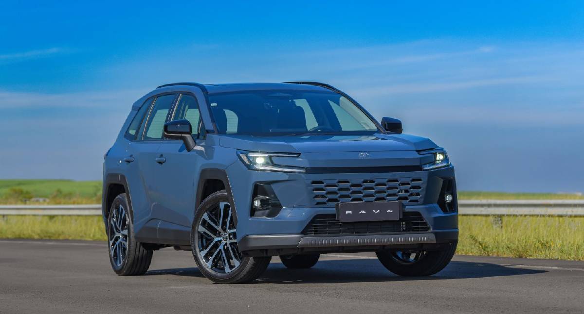 SUV mais vendido do mundo estreia no Brasil com preços definidos