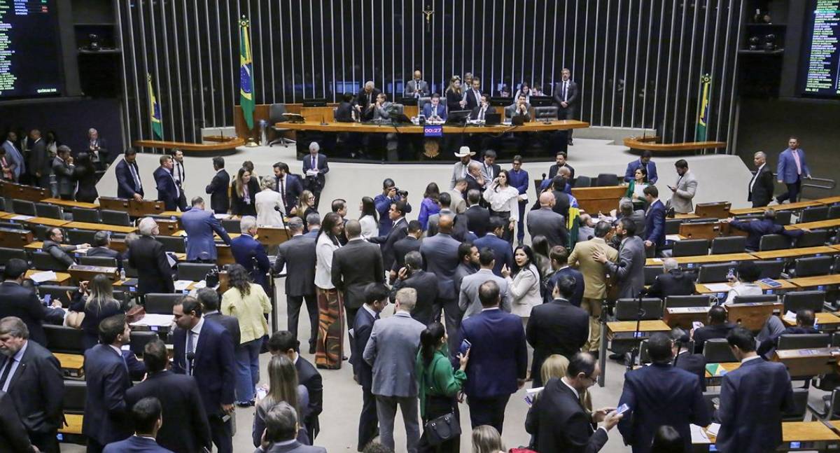 Câmara aprova MP que endurece regras contra fraudes no seguro-defeso