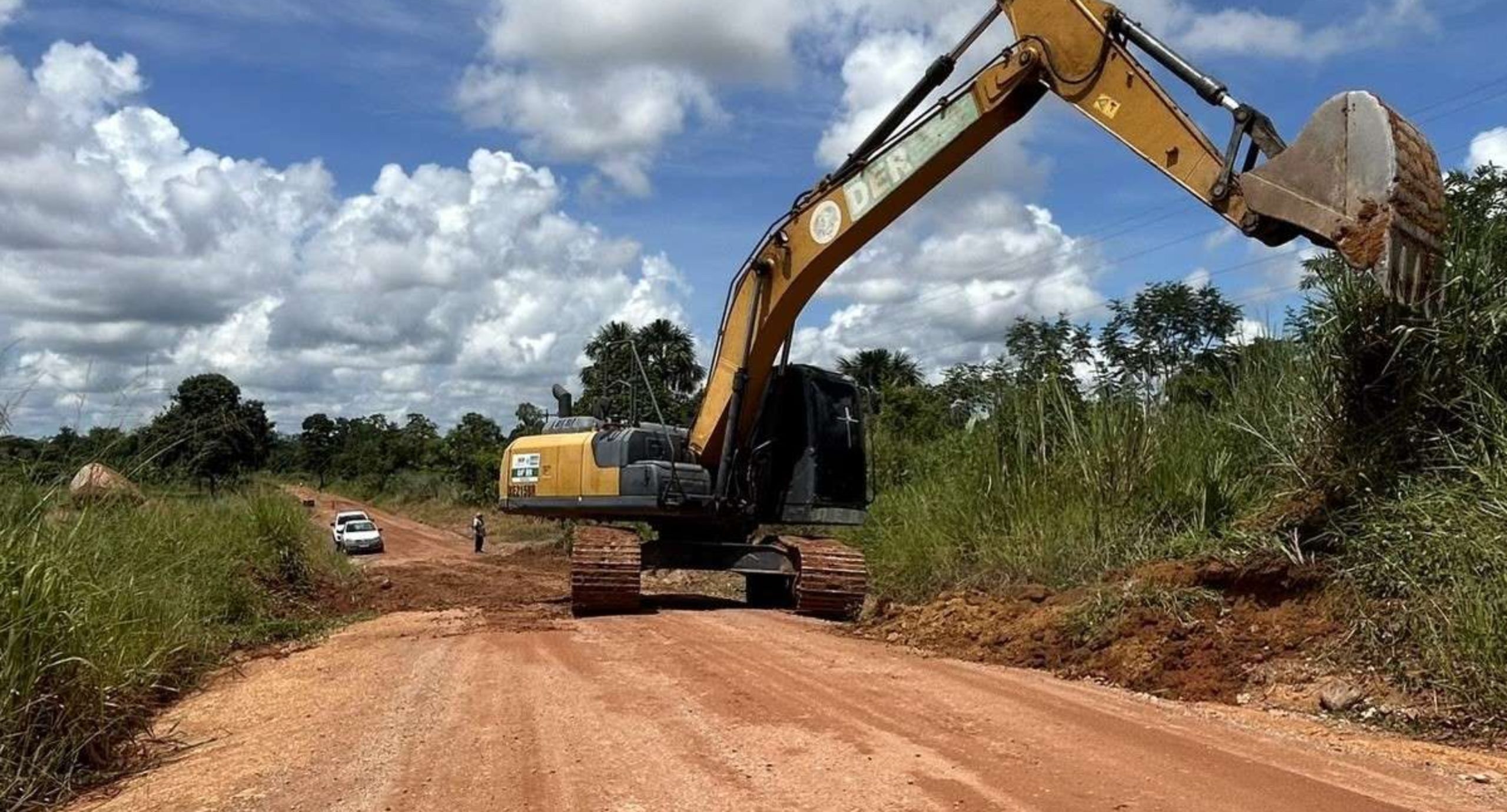 Cláudia de Jesus indica recuperação urgente da RO-418 entre Cacoal e Mato Grosso
