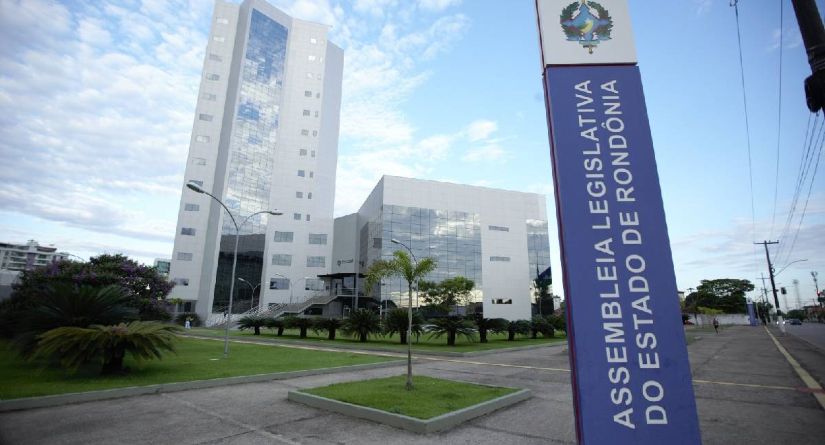 Assembleia Legislativa de Rondônia publica série de exonerações e nomeações após as eleições
