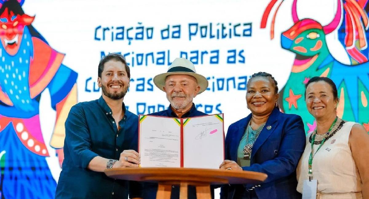 Lula exalta cultura na Teia Nacional dos Pontos de Cultura