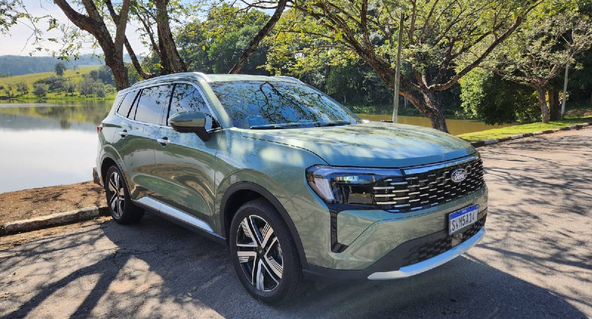 Ford amplia foco em conforto e espaço interno do Territory 2026
