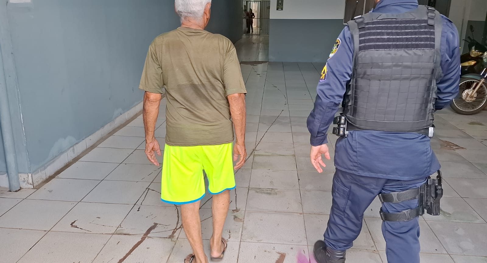 Taxista é preso após esfaquear jovem durante briga no trânsito em Porto Velho