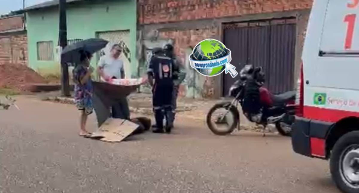 Mulher sofre queda de moto após ser atacada por cachorro na zona sul