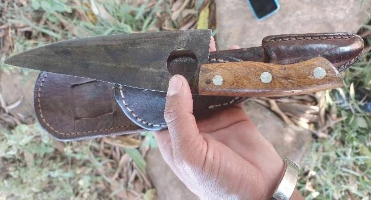 Polícia Militar apreende arma branca em RO