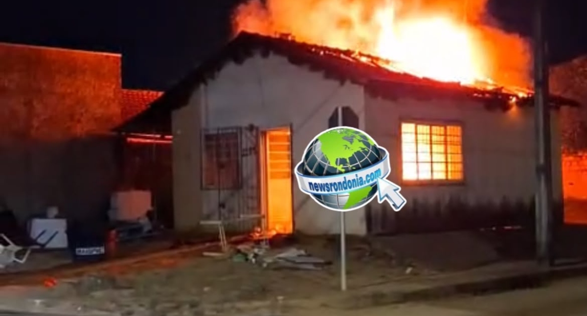 Casa é incendiada após ataque a tiros em condomínio na zona leste