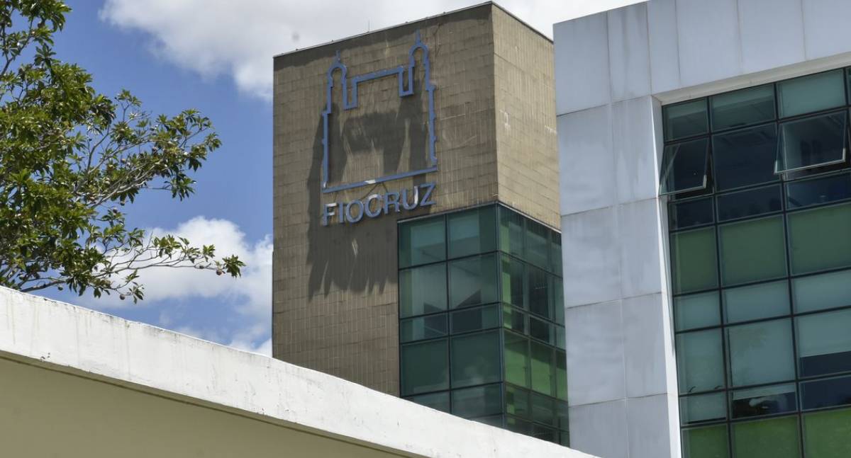 Fiocruz e farmacêutica MSD firmam acordo para produção nacional de novo medicamento oral contra o HIV
