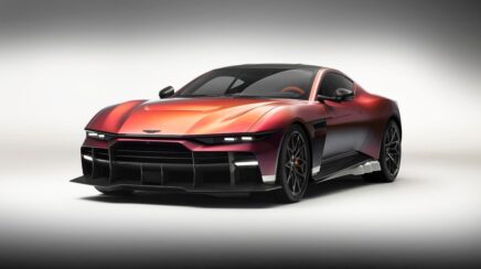 Aston Martin Valen leva motor V12 de 850 cavalos a uma série de 150 carros