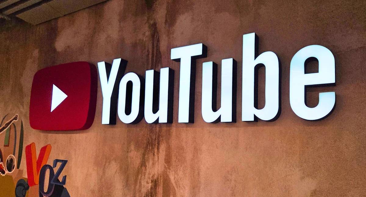 YouTube oferece milhões a criadores para evitar avanço da Netflix