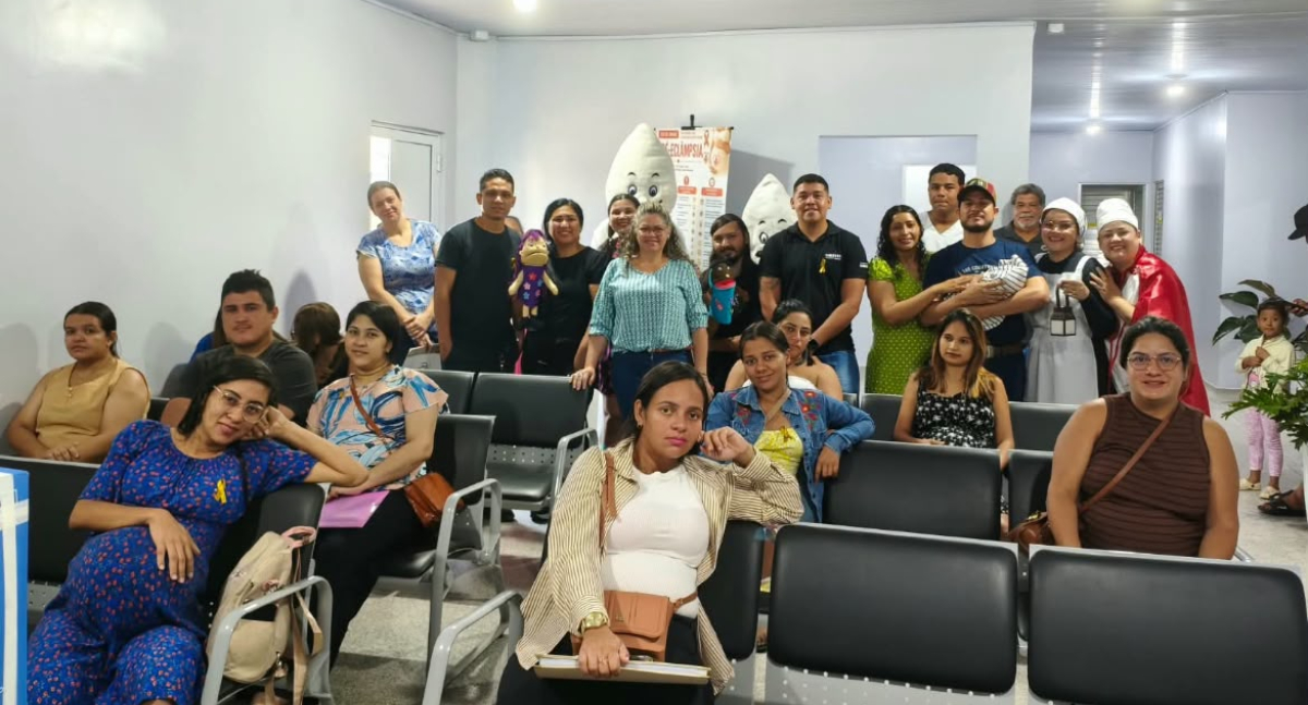 Agosto Dourado: teatro orienta famílias sobre amamentação em Porto Velho