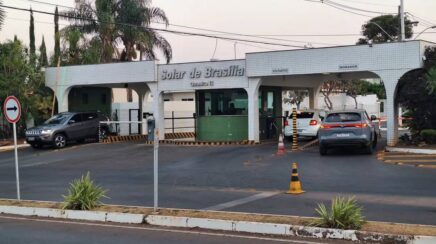 Alexandre de Moraes autoriza retomada de visitas a Jair Bolsonaro em prisão domiciliar