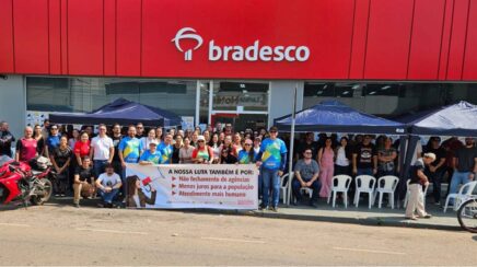 Bancários de Rondônia paralisam atividades por 24 horas em protesto contra a Fenaban