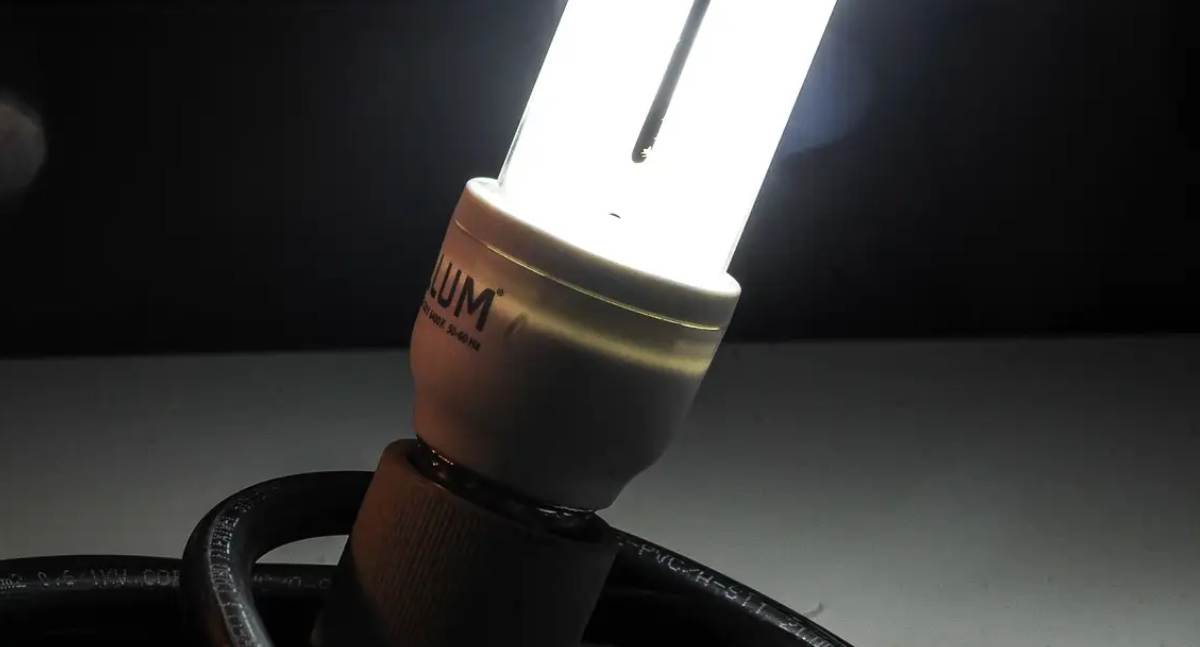 Bandeira tarifária amarela continua em setembro nas contas de luz de todo o país