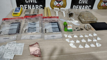 DENARC apreende drogas e detém irmãos durante operação em Porto Velho