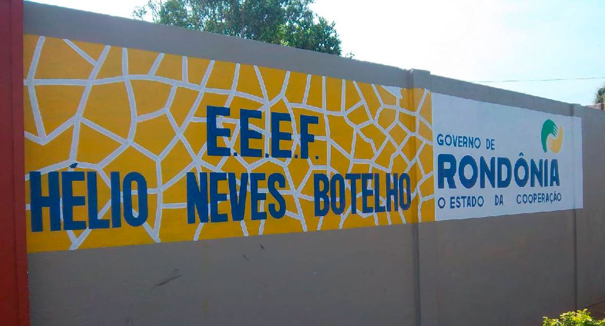 “É só a Seduc virar a esquina”: nova denúncia de merenda causa revolta na Escola Hélio Neves Botelho, no Caladinho