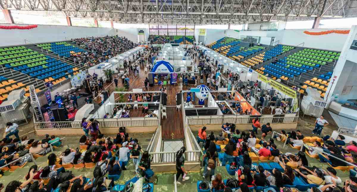 Feirão do Emprego completa um ano com histórias de contratação