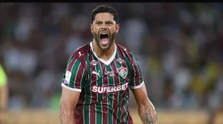 Fluminense vira sobre o Remo e se mantém firme no G-4 do Brasileirão