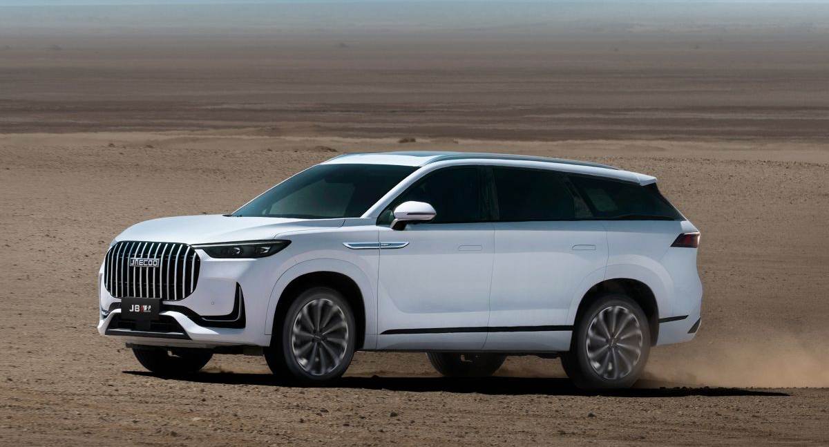 Jaecoo 8 antecipa SUV híbrido de sete lugares para o Brasil