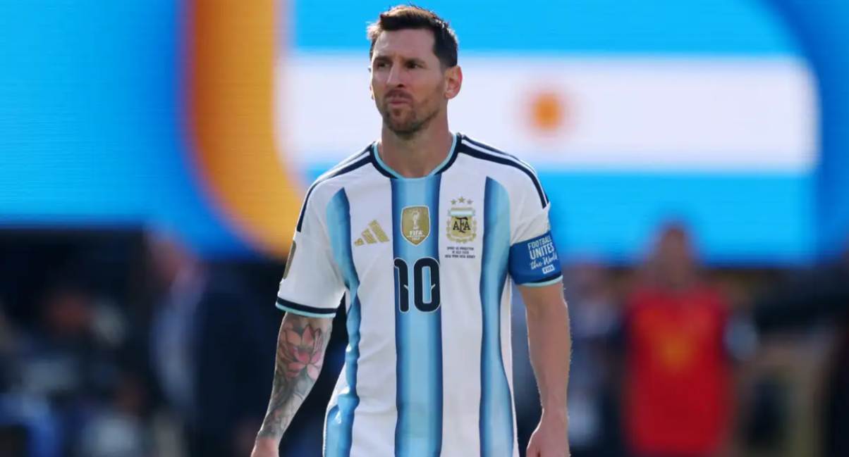 Lionel Messi anuncia aposentadoria da seleção argentina após vice na Copa de 2026