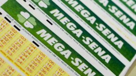 Mega-Sena sorteia prêmio estimado em 30 milhões de reais neste domingo