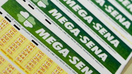Mega-Sena sorteia prêmio estimado em 30 milhões de reais neste domingo