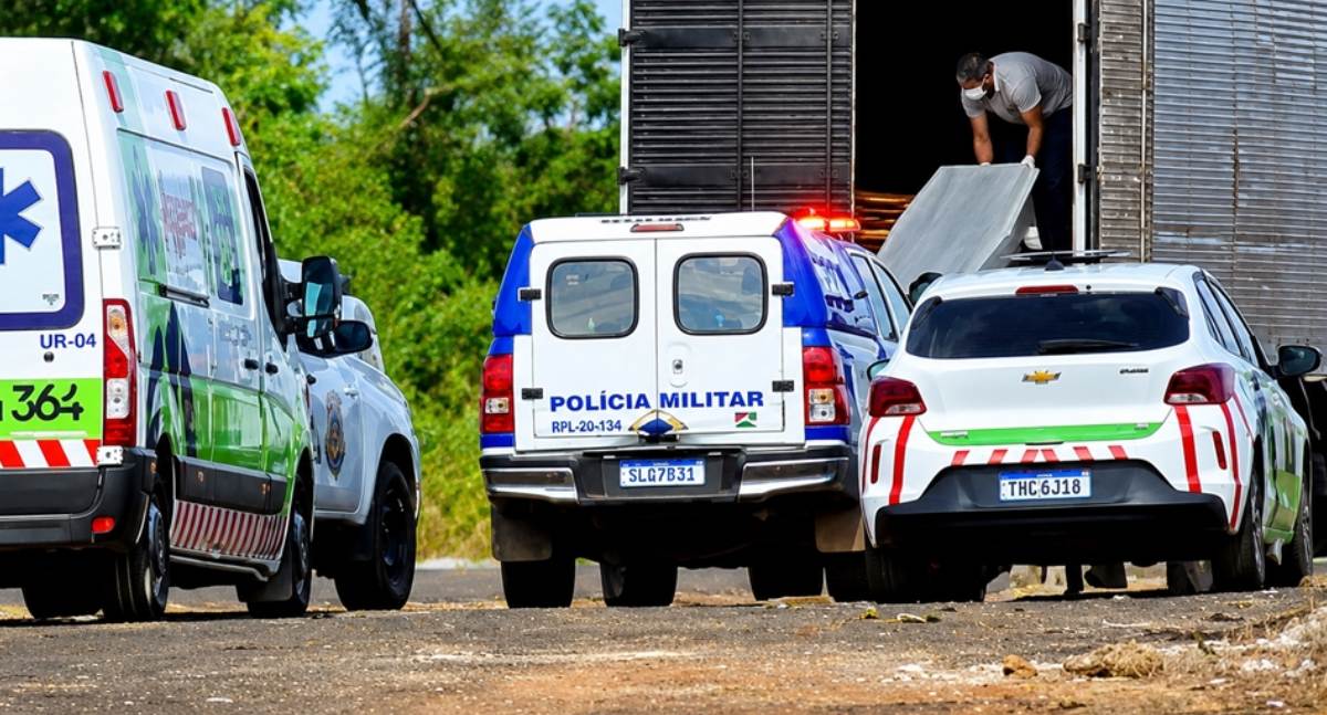 Motorista é encontrado morto dentro de semirreboque de caminhão na BR-364