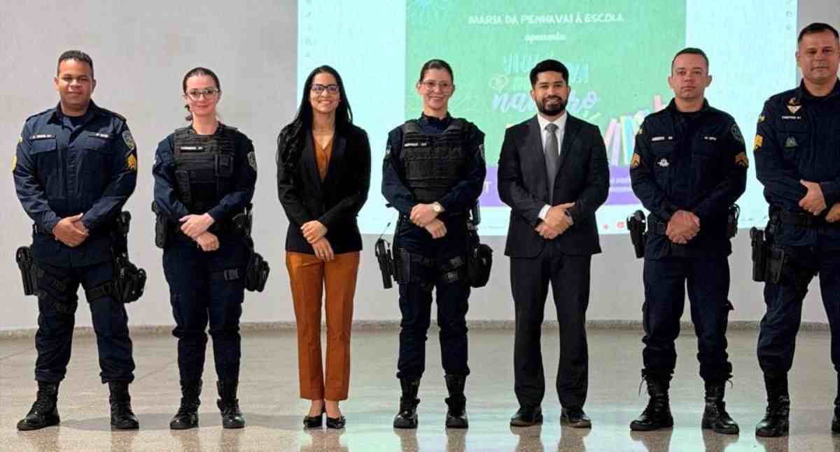 MPRO leva projeto Maria da Penha Vai à Escola a 250 estudantes em Cacoal