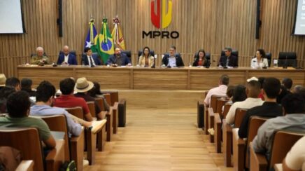 MPRO sedia encontro para apresentação de planos municipais de prevenção às queimadas