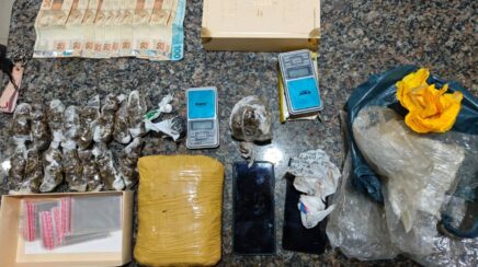 Operação da Polícia Militar resulta em prisões e apreensão de drogas na Linha 9