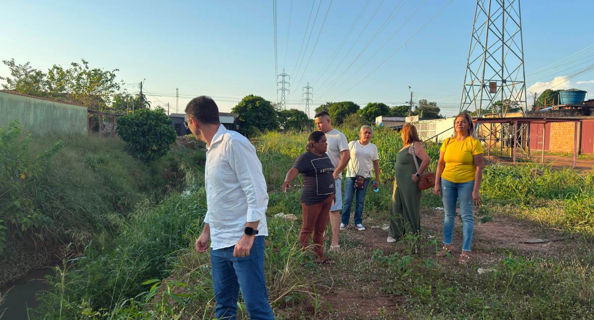 Pedro Geovar cobra providências para limpeza de córrego na Zona Leste de Porto Velho